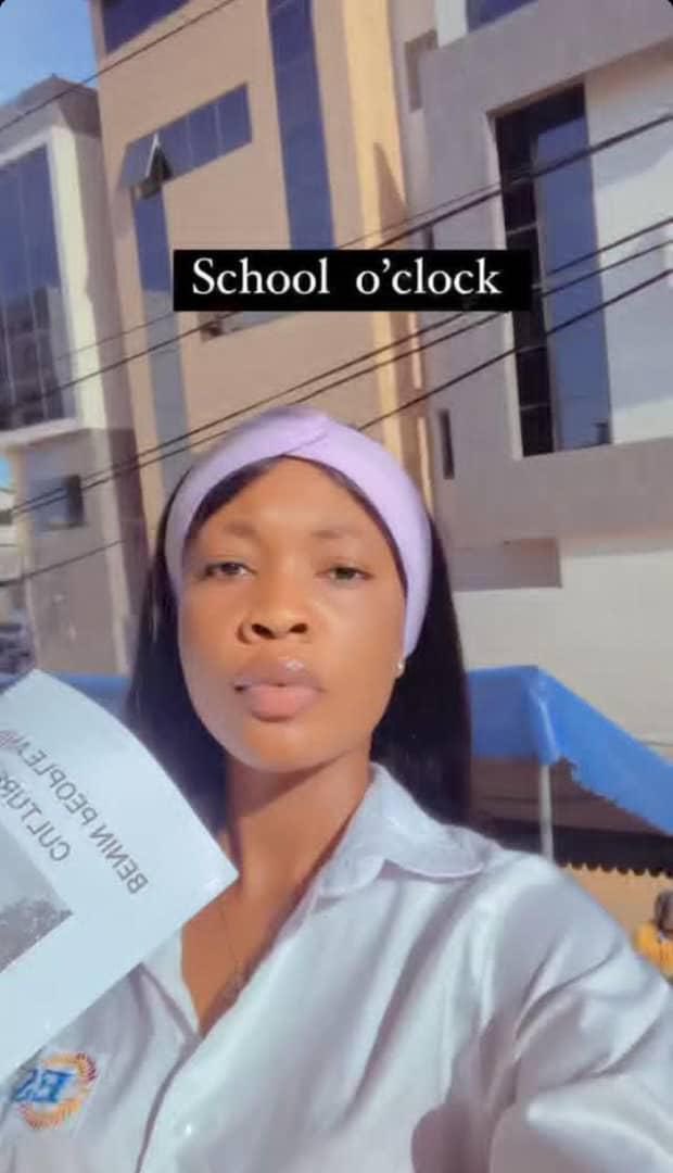 A student from ESAE University in Benin Republic has reportedly been kidnapped on her way home to Abuja. The kidnappers are demanding 100 million naira for her release. We need to raise awareness about this tragic situation.