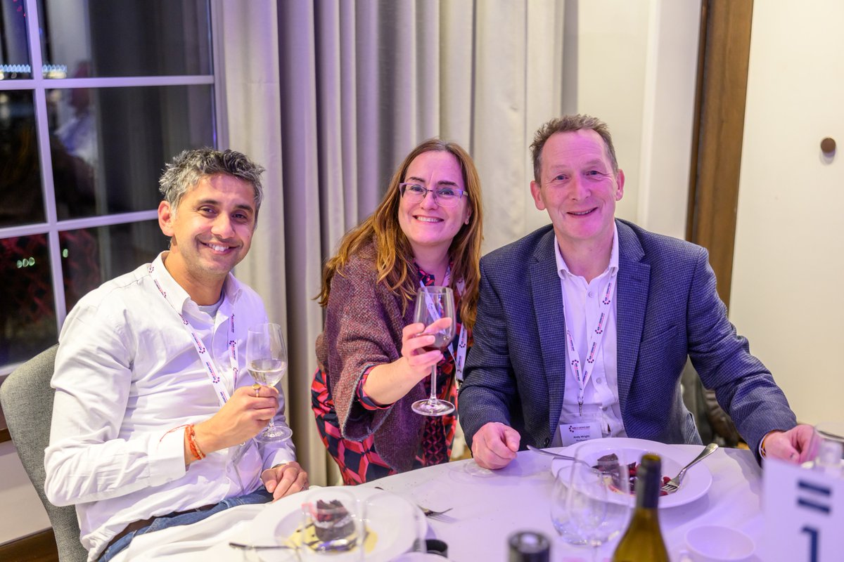 It's time to celebrate! 🥳

The AI &amp; Robotics Research Awards recognise the extraordinary achievements of researchers, leaders and collaborators in trustworthy autonomous systems. 

Award categories and criteria: shorturl.at/HbWi3

Voting form: shorturl.at/E2Ytv