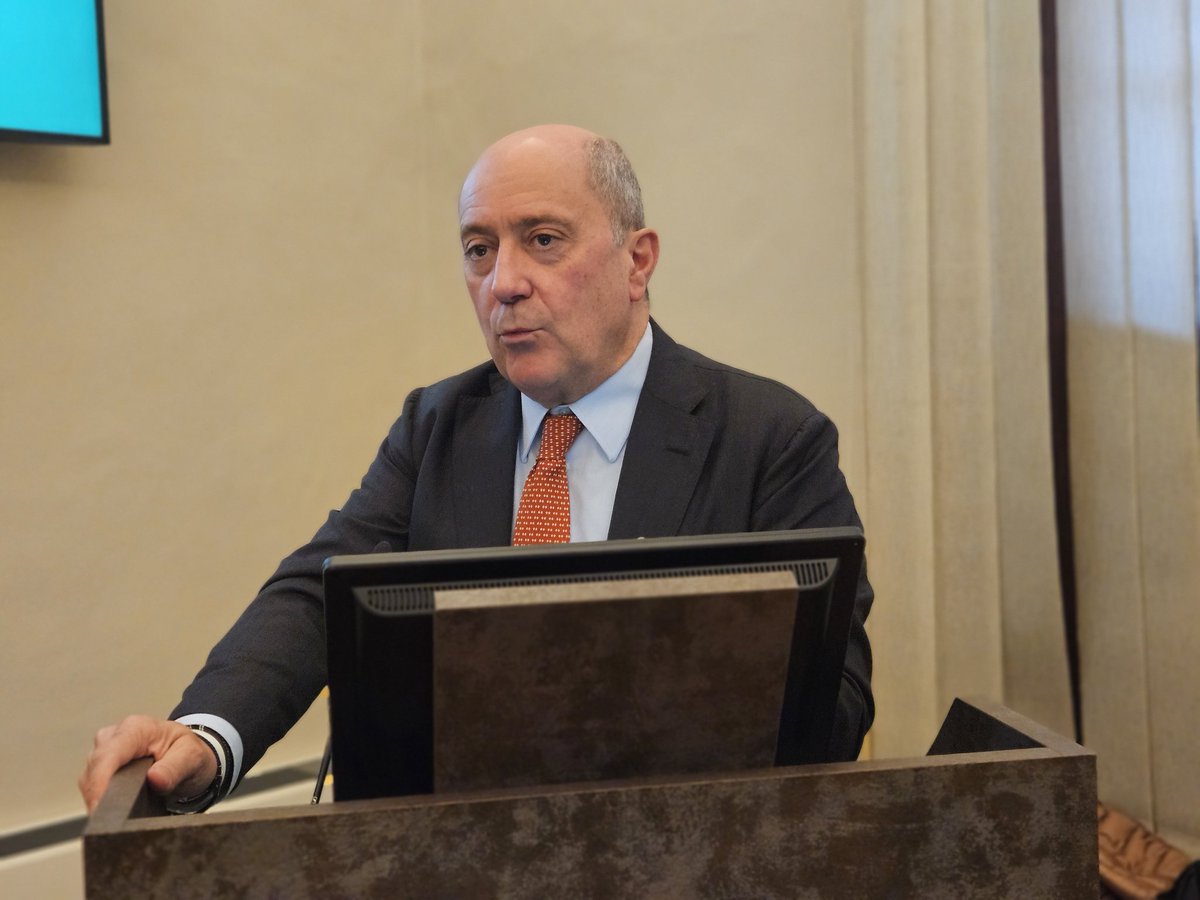 fai_cisl's tweet photo. #Bologna, #3dicembre, approfondimento organizzato dalla #FaiCisl sulla crisi #climatica e il ruolo strategico dei Consorzi di #Bonifica. Interviene Attilio Toscano, Professore ordinario di #idraulica e sistemazioni idraulico-forestali alla @Unibo 
A seguire, tavola rotonda tra Alessandro Bratti, Segretario Generale dell’Autorità distrettuale del Fiume Po-MiTE e Massimo Gargano Segretario nazionale SNEBI e Direttore Generale di @ANBI_Nazionale, moderati da Ilaria Visentini de il @sole24ore
Concluderà i lavori @OnofrioRota Segretario Generale #FaiCisl nazionale.