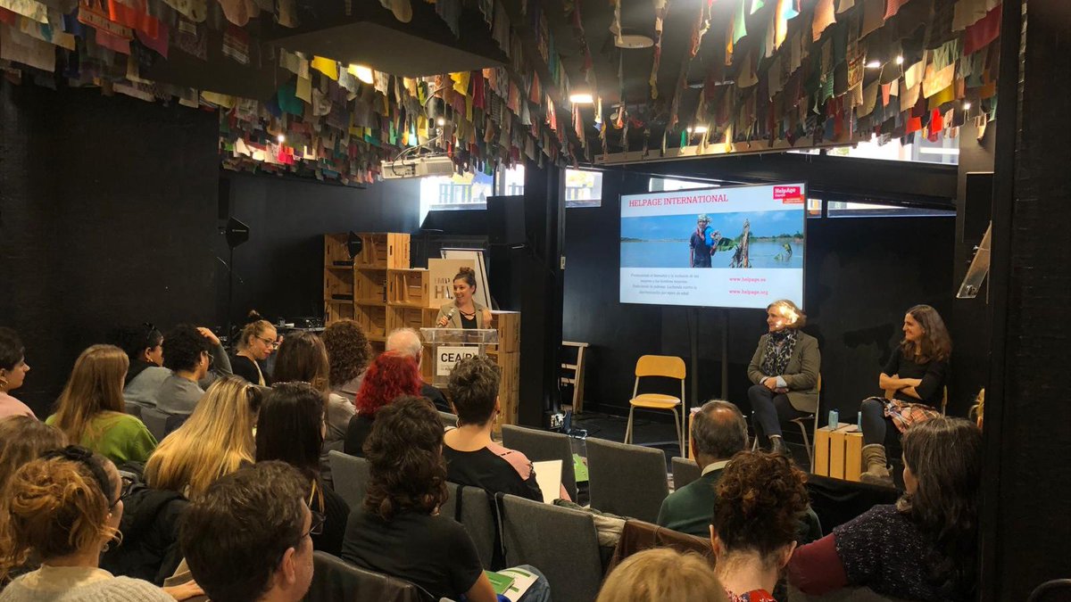 💬 "Las personas mayores son un grupo muy heterogéneo y es un error diseñar programas sin tenerlo en cuenta. Hay que invitarles a participar porque pueden aportar muchísimo por su conocimiento y experiencia". Irene Arcas, directora <a href="/HelpAgeEspana/">HelpAge International España</a>.

#MigraciónyEnvejecimiento