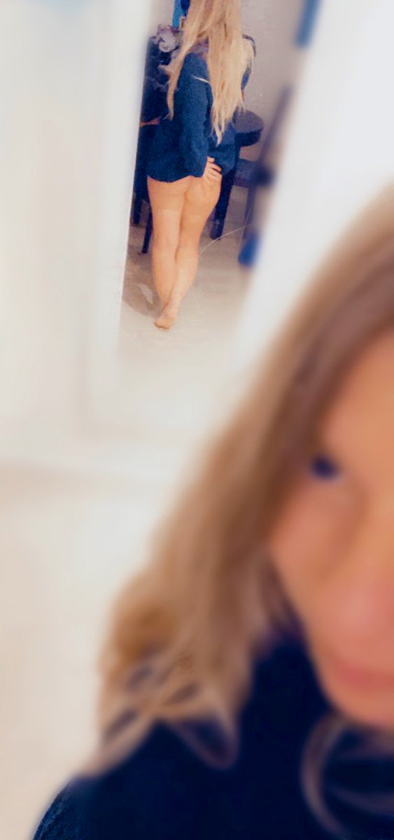 puzzlend2605's tweet photo. #Mardimiroir #mardifrisquet 

•Vivement les tongs et les maillots de bain•
❤️•Je t’aime ma Carambole•❤️
#enviedetoi https://t.co/w0Nz1r6aIH