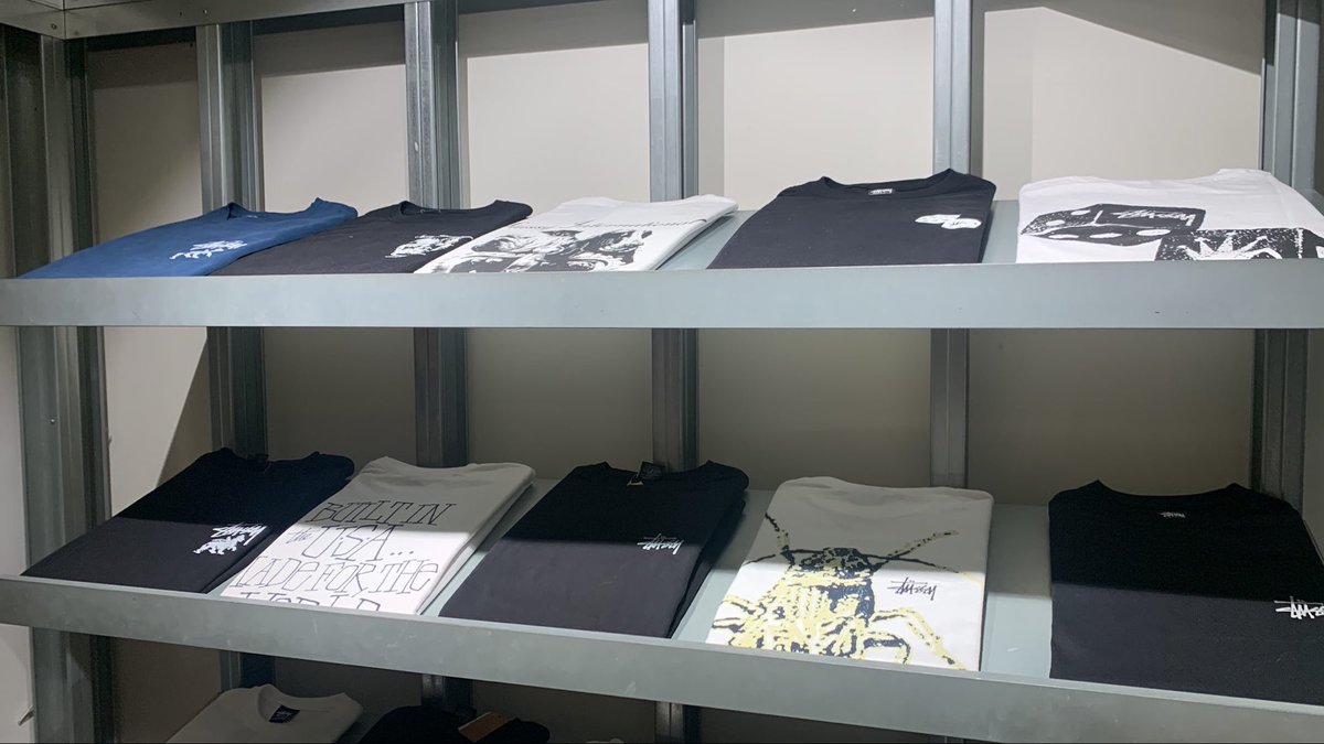 รับหิ้ว #stussy ช็อปเกาหลี🇰🇷

เสื้อยืด ตัวละ 1,990 บาท 

📦ค่าส่ง 50 บาทจ่ายตอนถึงไทยค่า

Dm ค่า

#รับหิ้วStussy #stussythailand #รับหิ้วเกาหลี #kxnstore #kxnupdate