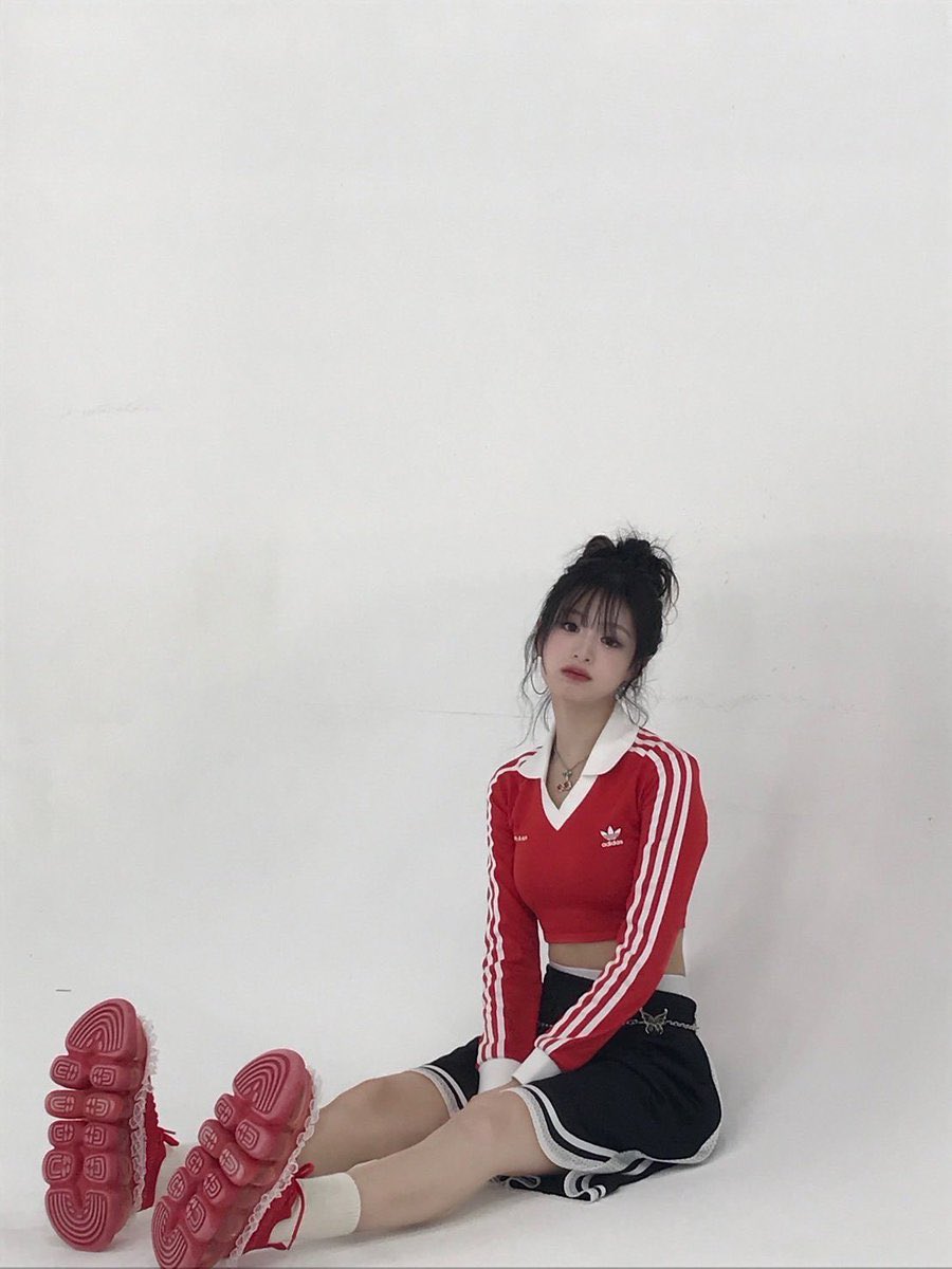 picbaemon's tweet image. AHYEON OH MY GOD !??