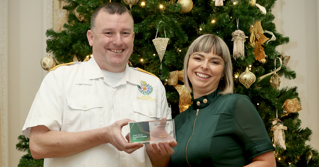 The CARE Virtual Ward opened in November 2023 for patients with COPD in Donegal, to offer an alternative care pathway.

Last week they won a HSE Excellence Award in the category of ‘Improving Patient Experience’.

Well done to all the team, especially our Community Paramedics!