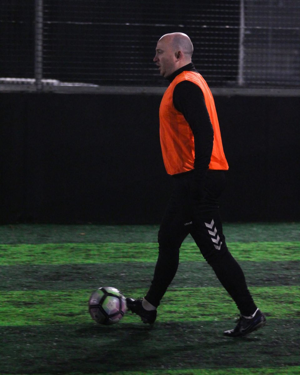 Minishant_AFC's tweet photo. Minishant AFC back at Shoot for their weekly training session last night ⚽️ 🔥Brilliant football on display from them as always 👏

Shoot - First for football in Ayr ⚽️ https://t.co/gJ2LiZRBTZ