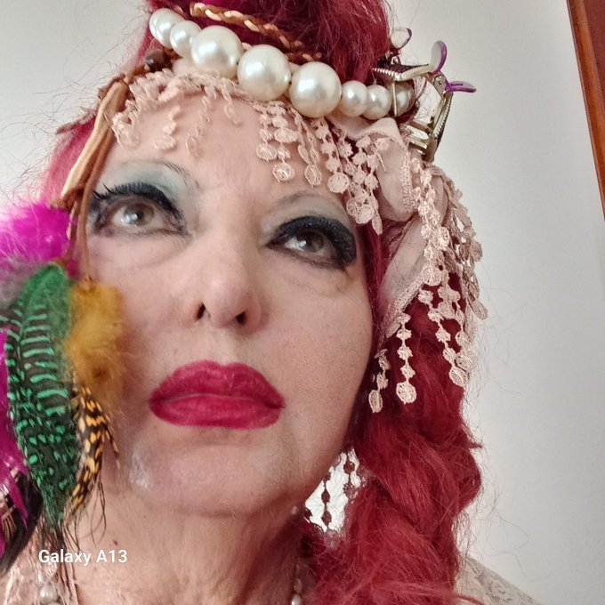 Öncelikle" İYİ AHLAKLI İNSANLAR" Lazım bize..." İKTİDAR- MUHALEFET" Teferruat...MİMAR TÜLAY ŞANLITÜRK TÜRKİYE......