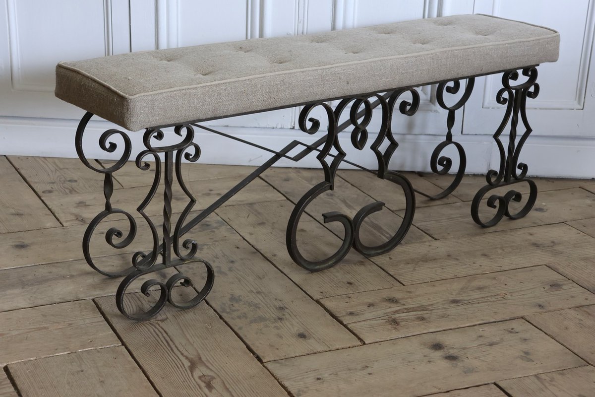 BrownriggUK's tweet image. Stylish mid 20th Century Upholstered French Hall Bench / Stool

tinyurl.com/eyzbjaph

#hallbench #antiquestool #frenchstool #antiquefurniture