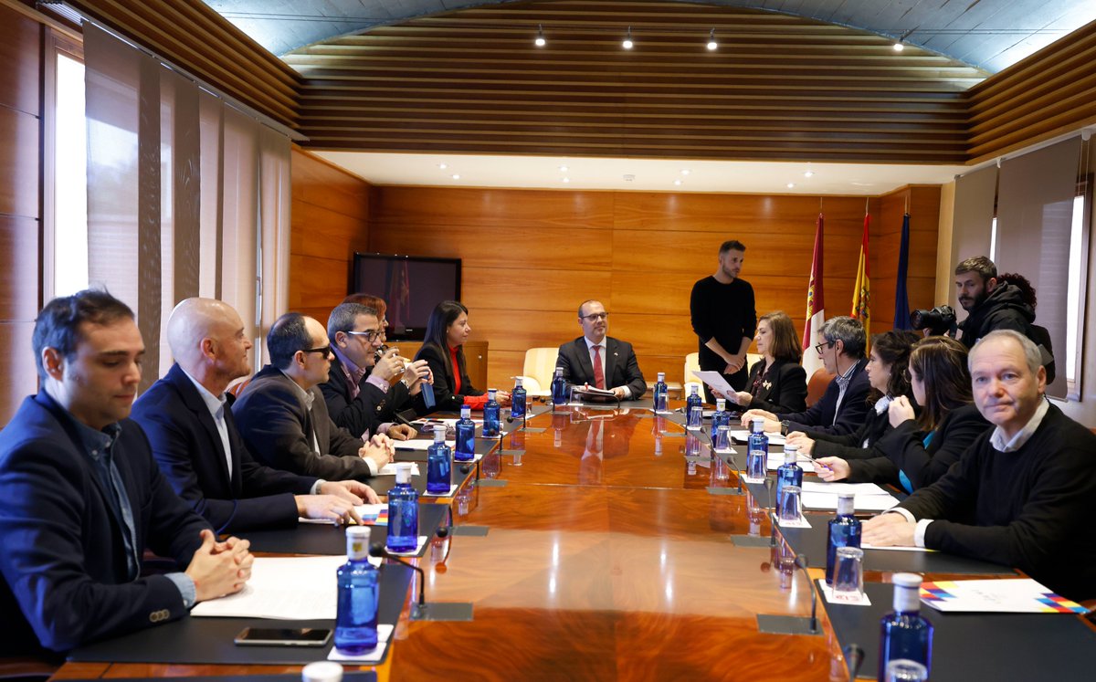 Cortes de Castilla-La Mancha tweet media