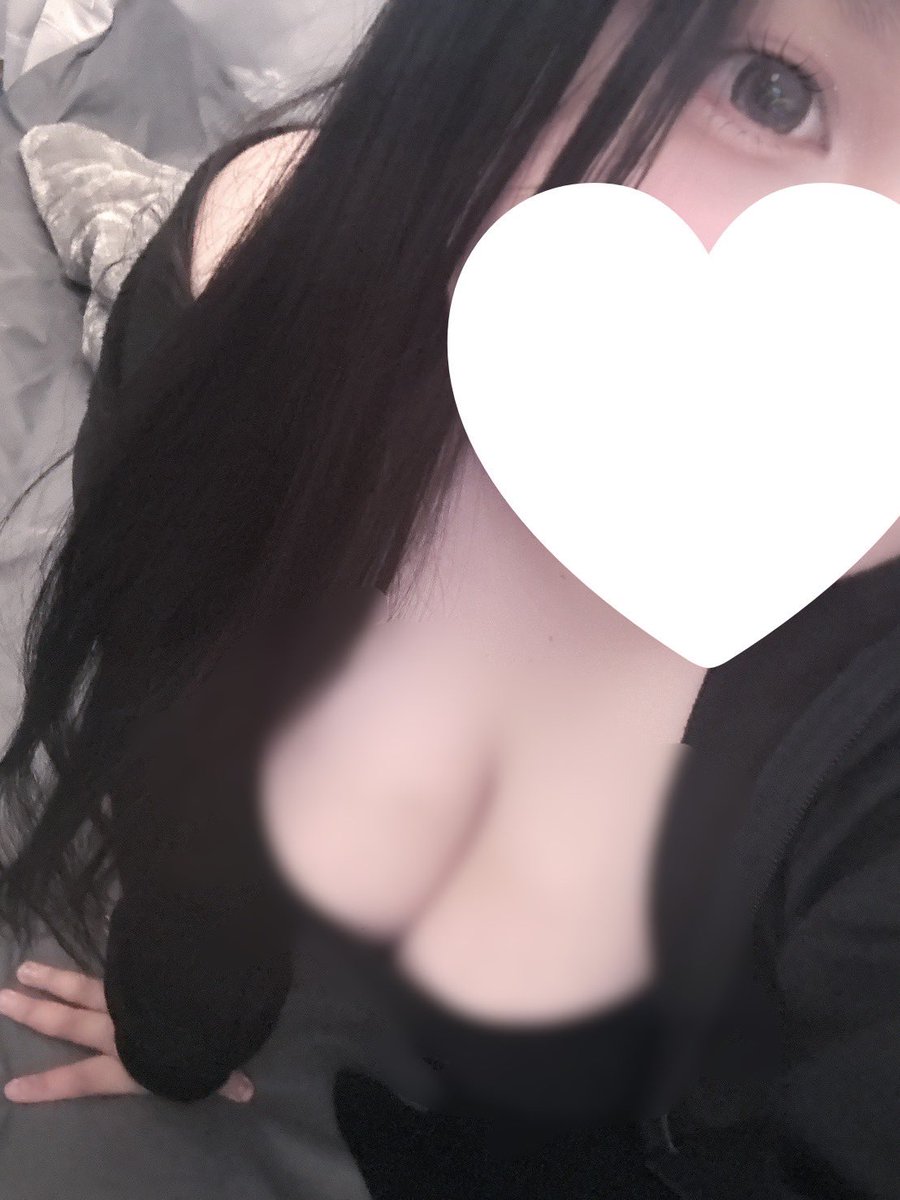 yu03na19's tweet photo. これでも一応風俗嬢♥ https://t.co/ErpBz9CtyH