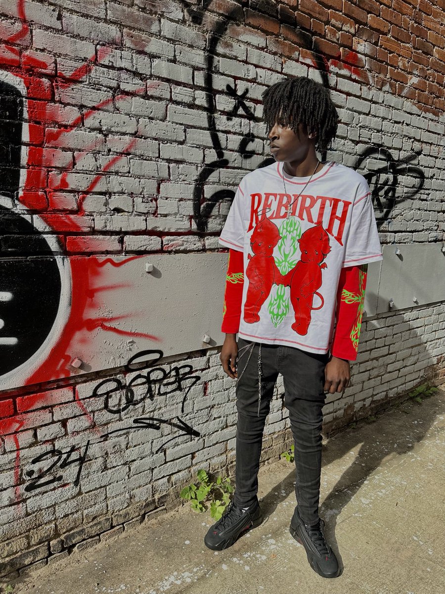 eazy †🗡 tweet media