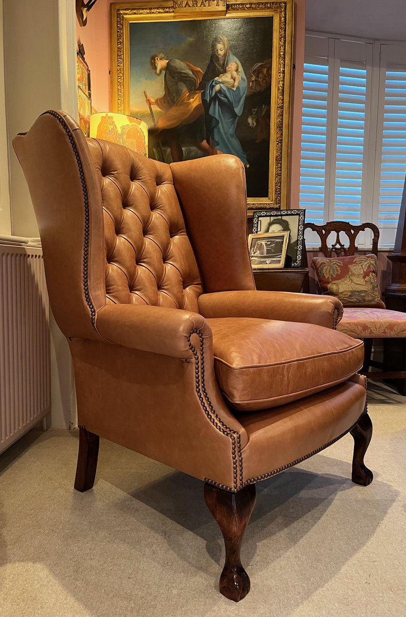 LeatherChairsUK's tweet image. High Back Georgian Wing Chair with custom made leather Gibson Headrest #wingchair #leatherwingchair #georgianwingchair #leatherclubchair #englishwingchair #leatherchairsofbath #leatherchair #clubchair #leathergeorgianwingchair #buttonedbackwingchair #customleatherheadrest