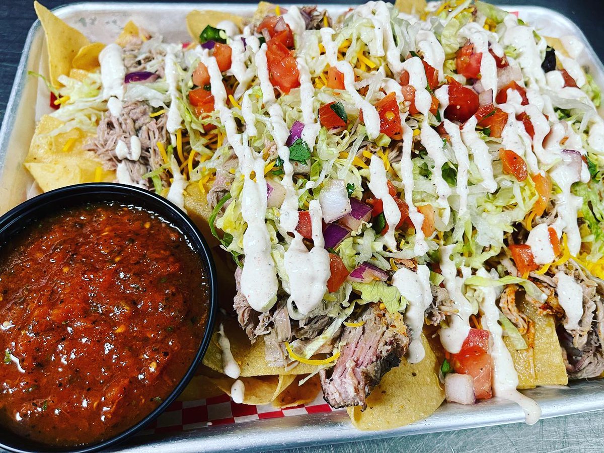 SmokeysPub's tweet image. Get our smokehouse taco and nacho specials all day for lunch and dinner along with all our menu favorites!
Enjoy with a flight of Goose Island Bourbon County Stout while supplies last!
651-464-6046 smokeyspubngrill.net