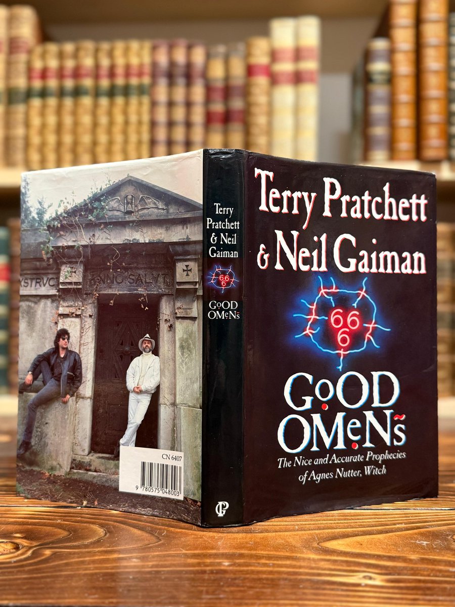 HenryPordesBook's tweet photo. Signed and doodled by Terry Pratchett and Neil Gaiman, we are excited to have this rare early Guild edition of Good Omens in store !!! It would make a fabulous Christmas present for loved ones!!! #terrypratchett #neilgaiman #goodomens #signededition #rarebooks #henrypordesbooks https://t.co/rAUKRRliET