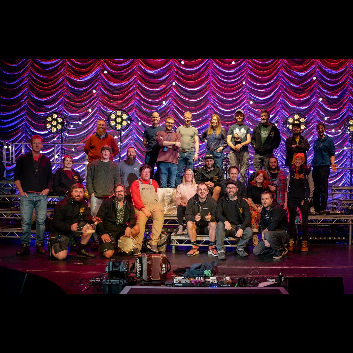 The Longest Johns tweet media