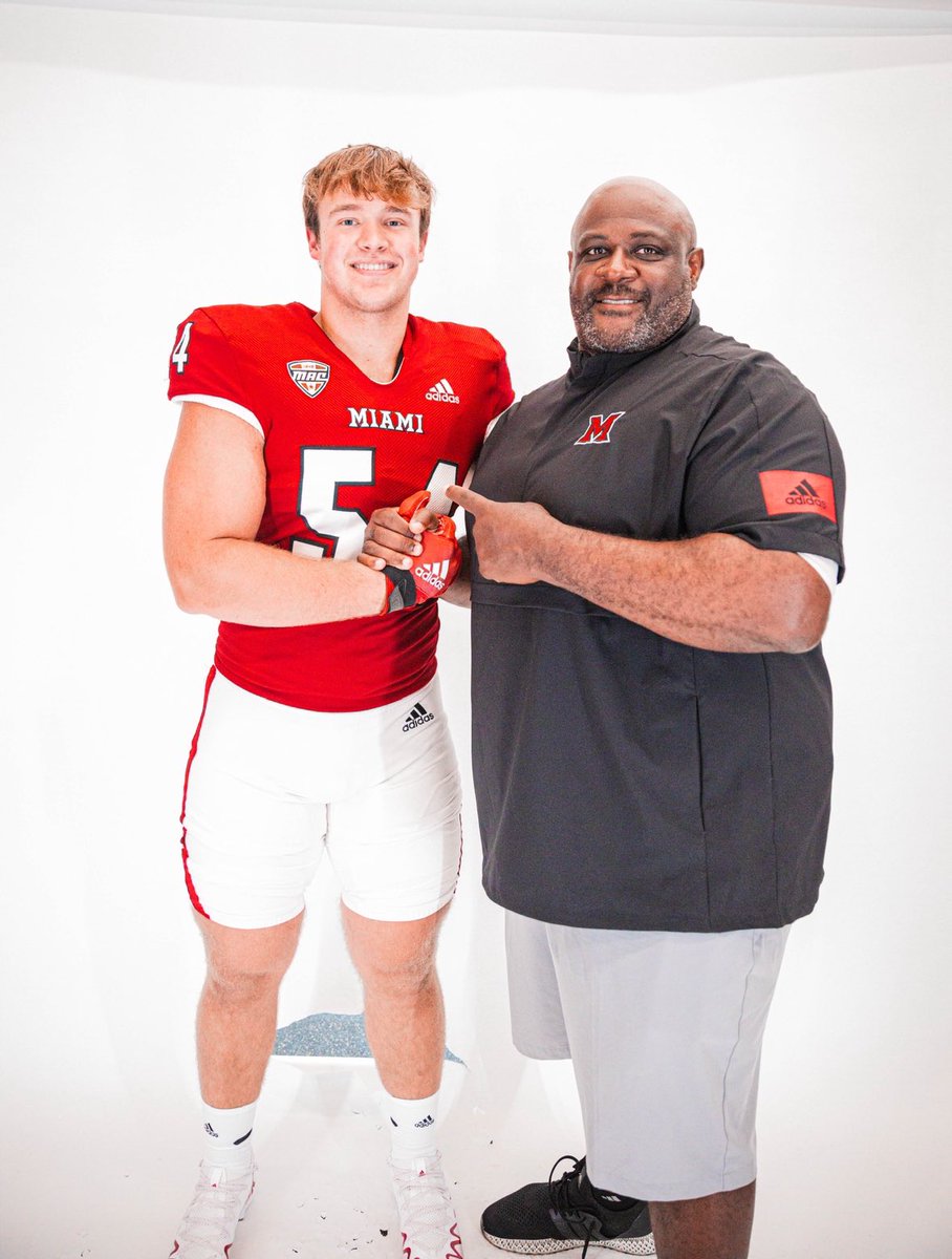 Signing day tomorrow at Highland High School 3pm. Go Redhawks! <a href="/CoachGibbons40/">Mike Gibbons</a> <a href="/CoachBrown_DL/">Corey Brown</a> <a href="/Martin_Miami_HC/">Chuck Martin</a> <a href="/MiamiOHFootball/">Miami Football</a> <a href="/Coach_Endo18/">Tristan Endo</a> <a href="/CoachFritz1/">Kenny Fritz</a>