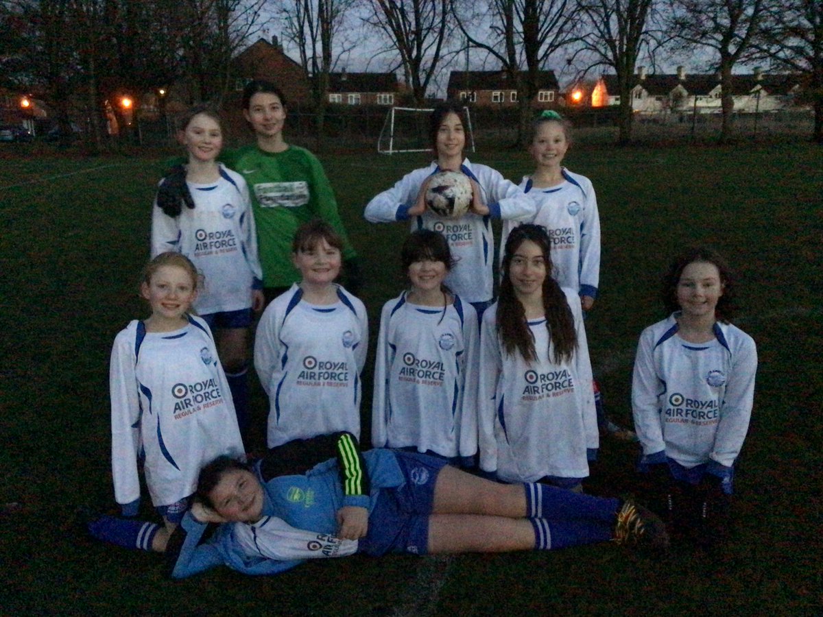 Our girl’s football team had their first friendly game of the season against Winchelsea Primary. Both teams displayed some superb skills and super sportsmanship. Well done on your first win of the season.