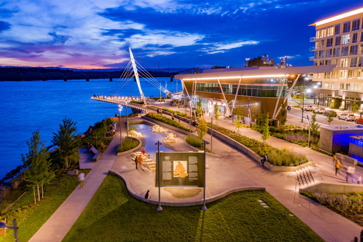 GrantStreetPier's tweet photo. Vancouver | Not BC
Washington | Not DC
#grantstreetpier #piersonality #vanwa #vanwapier https://t.co/3OKmTVYM6N
