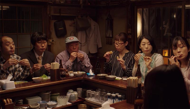 levmauc's tweet photo. En Netflix tenéis otra serie maravillosa que pasó desapercibida MIDNIGHT DINER: TOKYO STORIES, historias autoconclusivas de 20 minutos en un restaurante que abre de madrugada y que reflexionan sobre la soledad, el amor, la cultura Japonesa o la amistad. Una auténtica preciosidad. https://t.co/IYVNBx8vvm