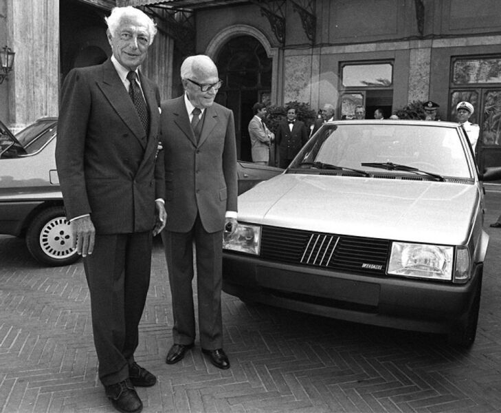 I_Repubblica's tweet photo. È profondamente scorretto affermare che con tutti i soldi pubblici dati alla FIAT la medesima si sarebbe potuta nazionalizzare. Con tutti i soldi pubblici dati alla FIAT si potevano nazionalizzare anche Volkswagen, Toyota, Hyundai, la Sentinella del Canavese e Dusan Vlahovic. https://t.co/fNX2dGYKrb