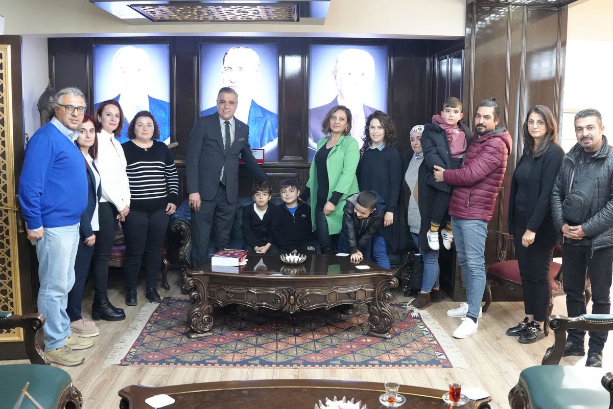 MHP Ankara İl Başkanı Sayın Alparslan Doğan Beyefendiyi makamında ziyaret ettik.

Misafirperverliklerinden dolayı kendilerine ve ekibine çok teşekkür ediyoruz.

Birlikte Daha Güçlüyüz!

<a href="/AlpDoganMHP/">Alparslan Doğan Ankara</a> 
<a href="/MHP_Bilgi/">MHP</a> 
<a href="/MhpAnkara06/">MHP Ankara İl Başkanlığı</a> 
<a href="/DMDTurkiye/">DMD Türkiye</a> 
#DMDninİlacıİçin