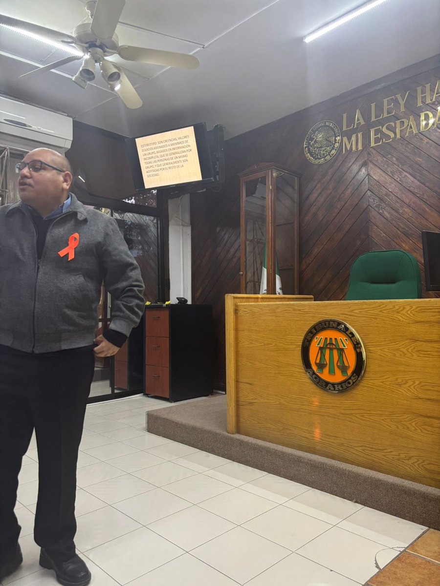 tribunal_6's tweet photo. El día de ayer se desarrollo una platica impartida por el personal masculino de este unitario, en el cual se abordo el tema de la masculinidad positiva, dentro del programa #16DaysOfActivism  contra la radicación de la violencia contra las mujeres https://t.co/NdfaUGScwn