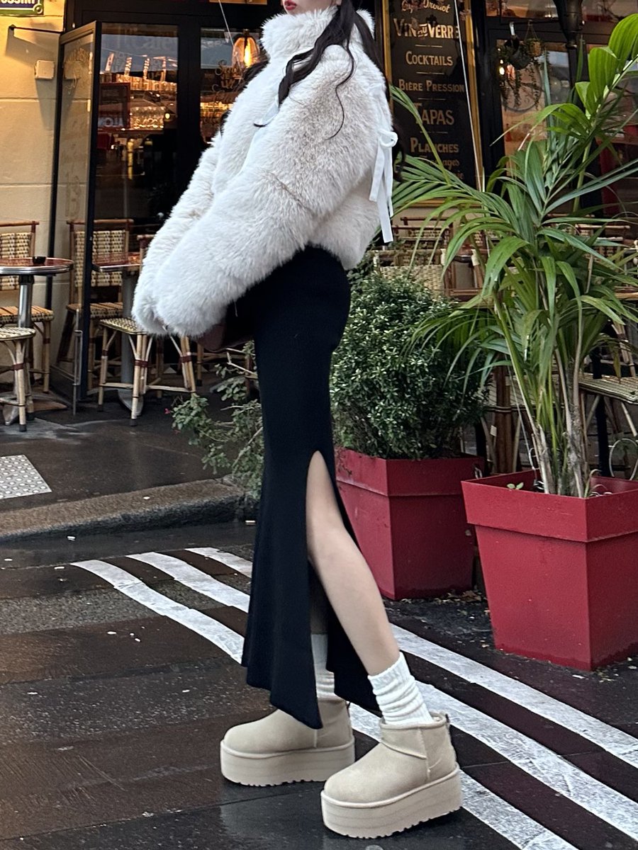 ayameet0119's tweet photo. プチルーズは売り切れる前にユニクロのヒートテックソックスが断トツでおすすめ💞こんなに厚みがあってこのしっかりリブルーズ感て本当にこのプチプラでまじないから🙆めっちゃあったかいしムートン合わせに必須。毎年大量購入してます🫶 https://t.co/6tybeAjcl0