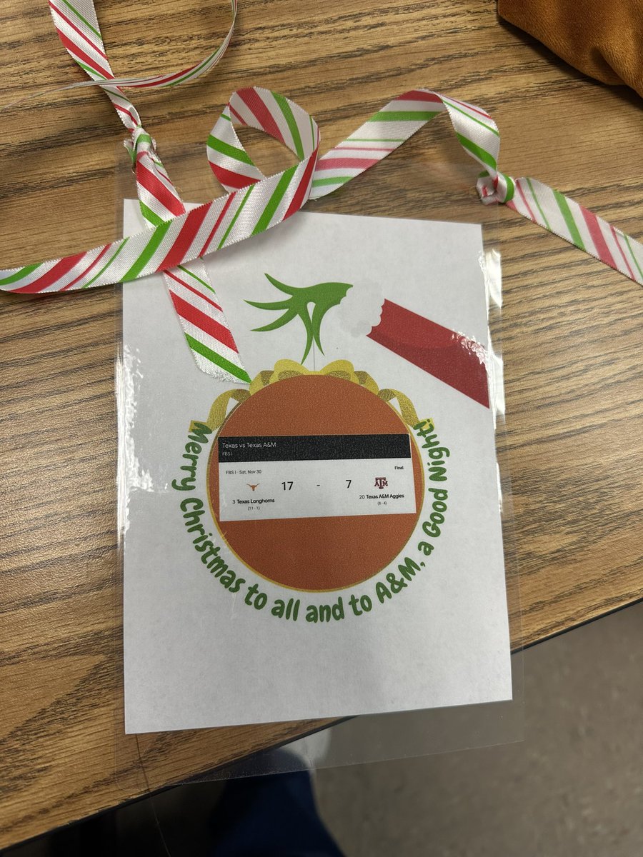 Carese Bott tweet media