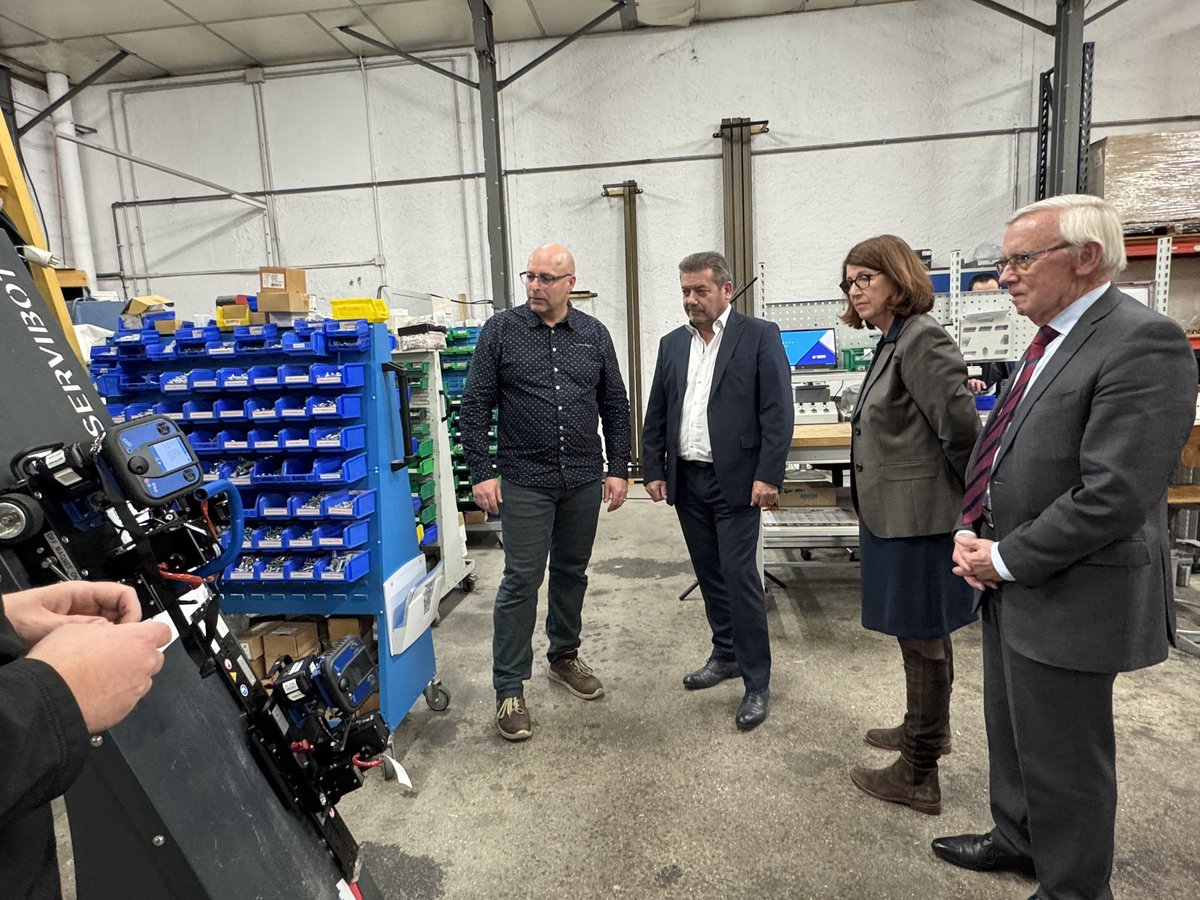 Alain Pichon (@alainpichon86) on Twitter photo Visite cantonale sur le canton de Châtellerault 1 avec Anne Florence Bourat, Henri Colin et leurs suppléants
✅Centre Éducatif et de Formation de l’Adsea à Naintré
✅Centre d’exploitation des routes de Lencloître
✅Société Sonimat à Lencloître
Le <a href="/departement86/">Département de la Vienne</a> en proximité ! Visite cantonale sur le canton de Châtellerault 1 avec Anne Florence Bourat, Henri Colin et leurs suppléants
✅Centre Éducatif et de Formation de l’Adsea à Naintré
✅Centre d’exploitation des routes de Lencloître
✅Société Sonimat à Lencloître
Le <a href="/departement86/">Département de la Vienne</a> en proximité !