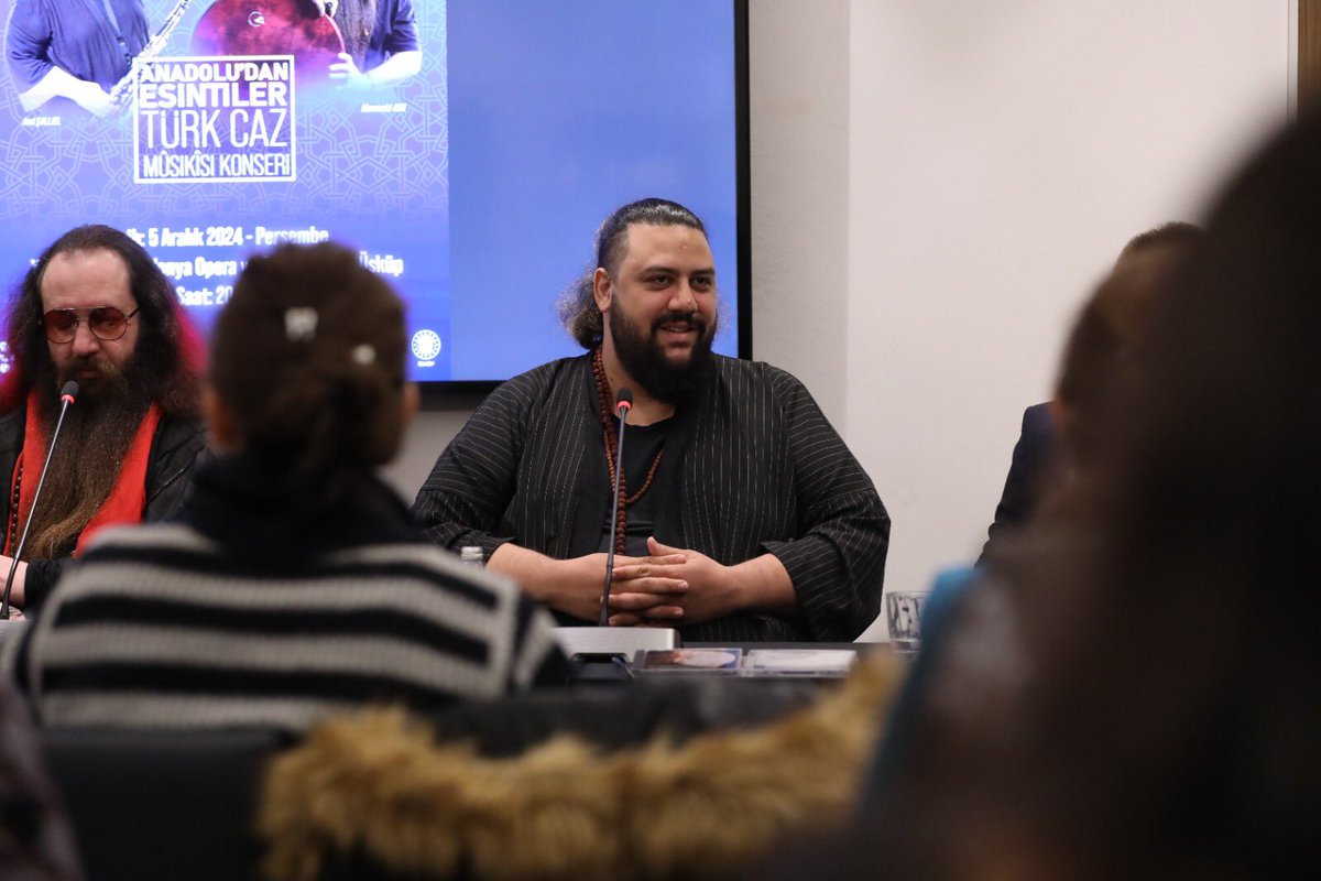Yunus Emre Enstitüsü tweet media
