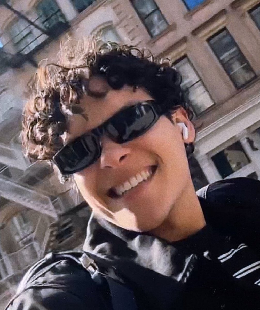 Ina 💜 it's always OMAR'S YEAR tweet media