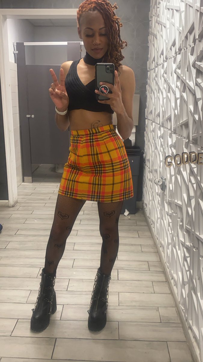 She_LowKey11's tweet image. Flawless ✨