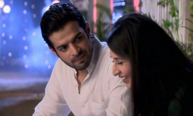 amiDishaM's tweet image. The way Ravan Kumar looks at her Jhansi ki rani🙂
#yhm #IshRa