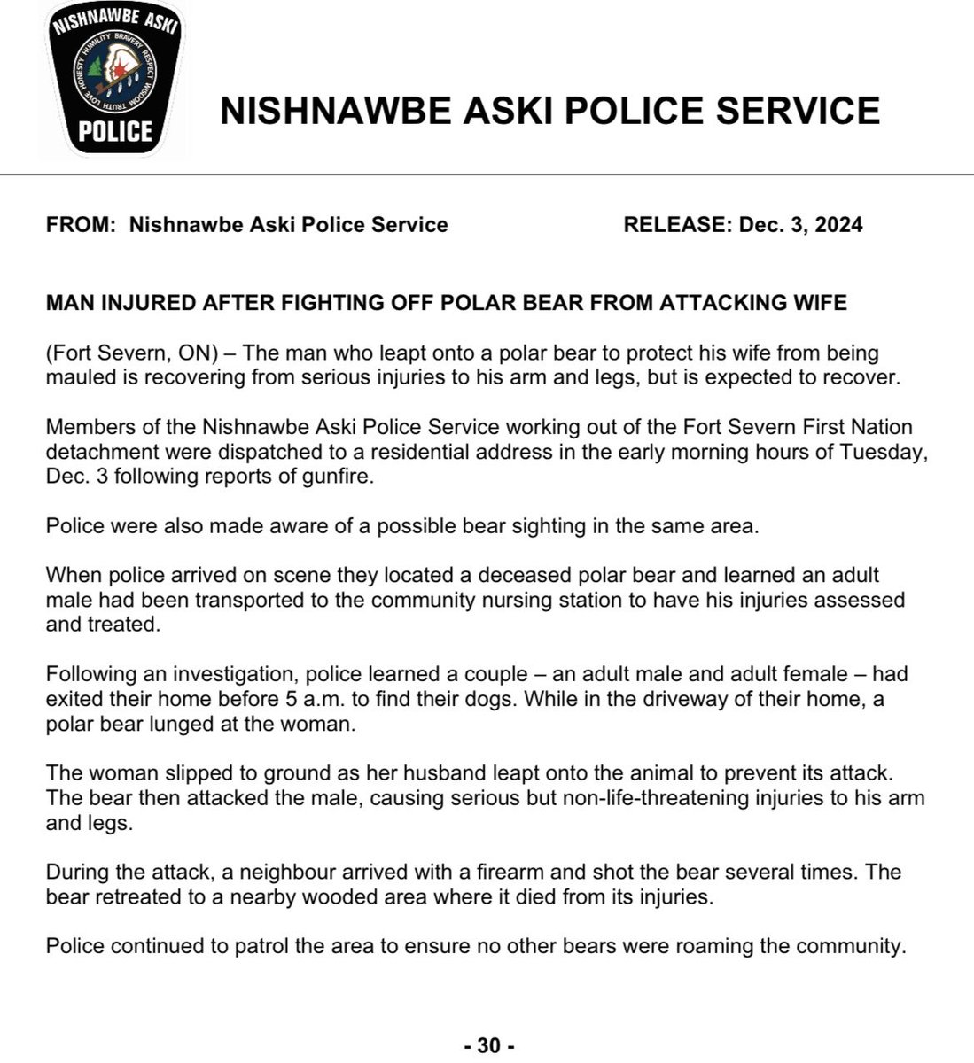 JonSThompson's tweet photo. Police say a Fort Severn First Nation man is expected to make a medical recovery after he fought off a polar bear that was attacking his wife. https://t.co/21nHupd23R