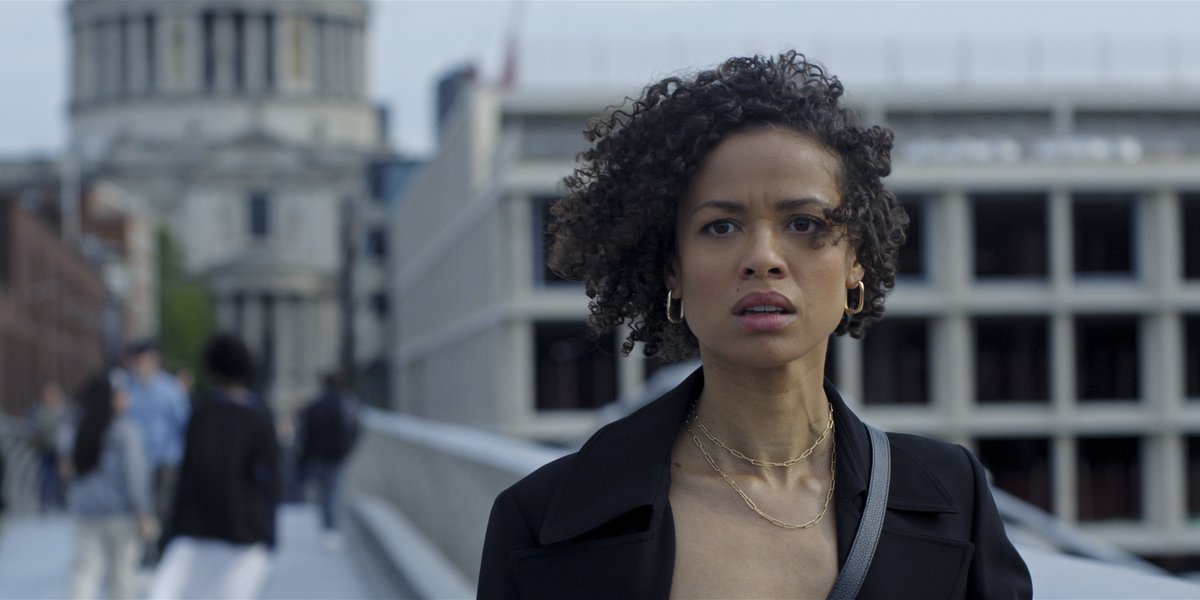 DEADLINE's tweet image. Season 2 of psychological thriller series ‘Surface,’ starring and executive produced by Gugu Mbatha-Raw, will return to Apple TV+ on February 21. 

First-look images below and more details on the upcoming season here: tinyurl.com/mzy7fh8w