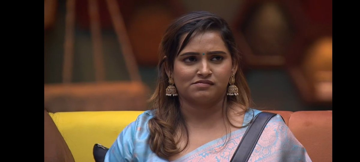 SuriyaDhoni247's tweet photo. AGREE or NOT 

Jacqueline NO.1 Fakest contestant in BB8

Goa Gang 

#BiggBossTamil 
#BiggBossTamil8 https://t.co/3rFPwklodk