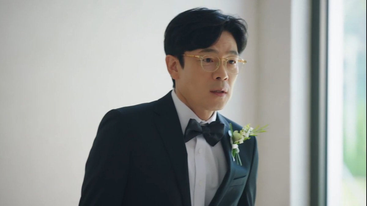 nyamn1346's tweet photo. 보고 심멎하는 최경종 ㅋㅋ
그리고 이런 연기의 권위자 이승준 https://t.co/lXBMZWNzZ2
