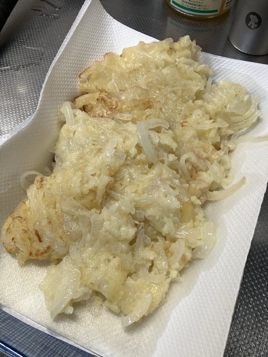 eriringo24's tweet photo. 今日、帰ってきたら
ここここんな爆盛りの夕飯が用意されてました🤣
ちなみに、カレーうどんではありません🤣🤣🤣
揚げ物も食べたくて挑戦したとのことですが……😱w

#歳の差夫婦 https://t.co/srG4IsAvgP