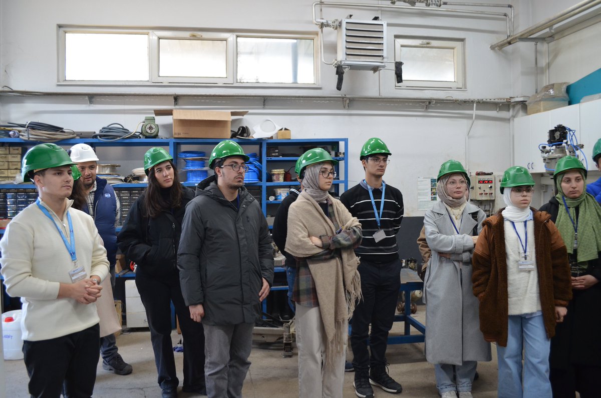 Kimya sanayisinin önemli aktörlerinden MKS Marmara Entegre Kimya Sanayi’ni ziyaret ettik. 💡
Bu teknik gezimizde, sektörün dinamiklerini yerinde görme ve kimya alanındaki yenilikçi üretim süreçlerini yakından inceleme fırsatı bulduk. 🏭👩‍🔬👨‍🔬