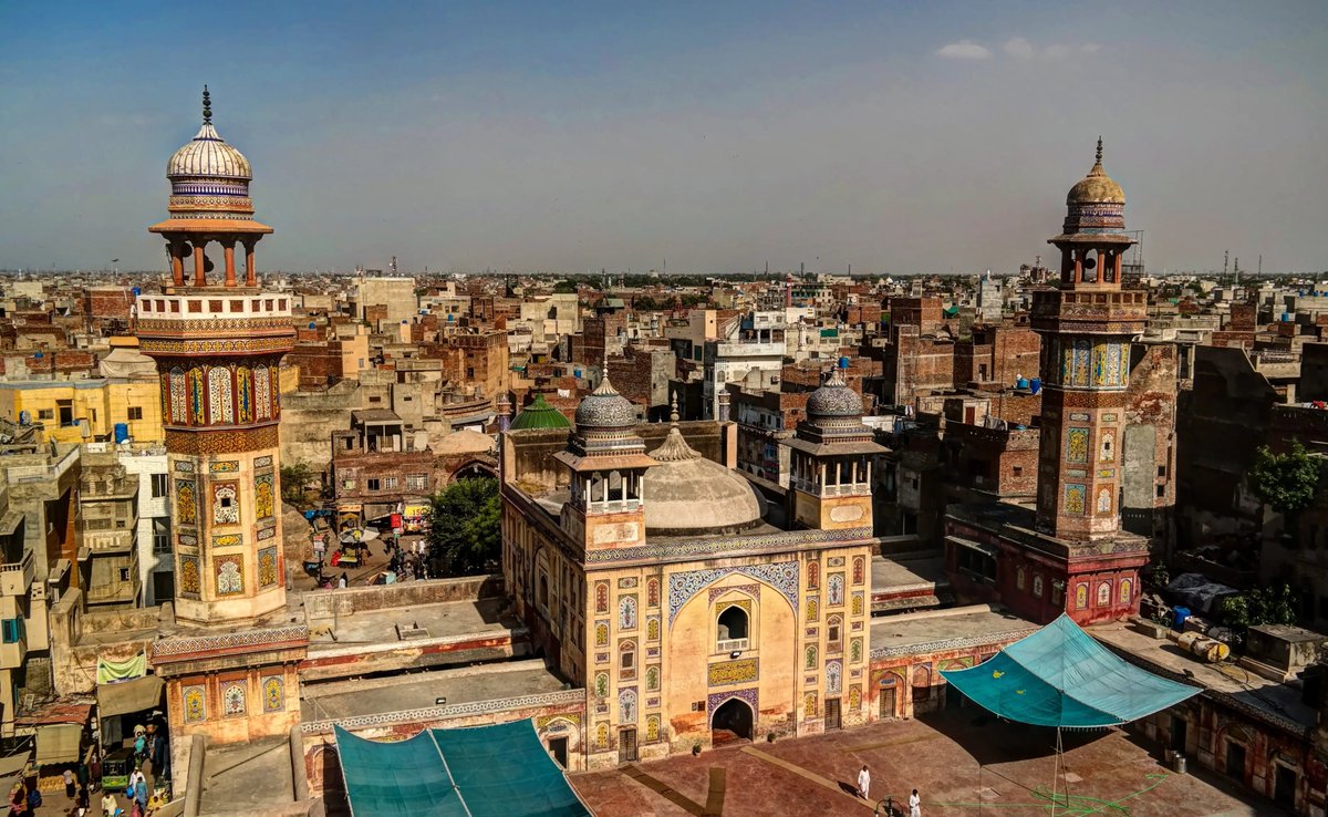 📍 LOCATION: Lahore, Pakistan
✅ STATUS: Spark AirNodes Installed

Lahore, the vibrant heart of Pakistan's culture and history, now shines brighter with the installation of Spark AirNodes. Home to magnificent Mughal-era landmarks like the Badshahi Mosque, lively bazaars, and