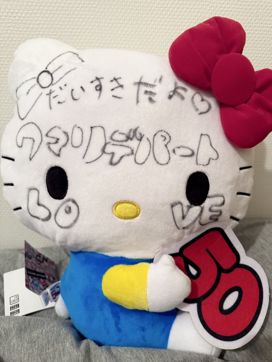 shooooyan's tweet photo. 世界でいちばんかわいいキティ♥️ https://t.co/74IRo2pOu8