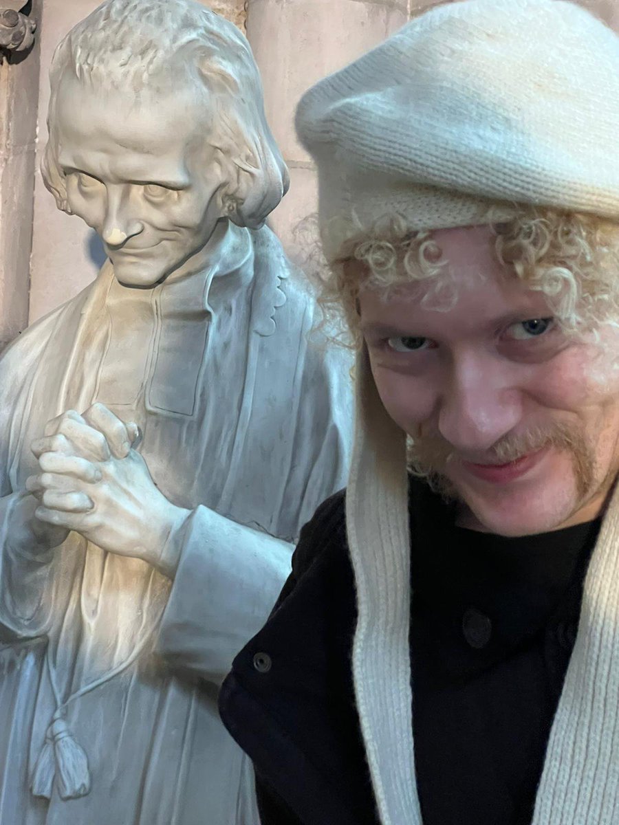 EU tour begins today in Lille, then Bruges tomorrow, Haldern on Friday and Berlin on Sunday.

Cologne, Amsterdam, Brussels and Paris next week.

All tickets / dates at naimabock.com