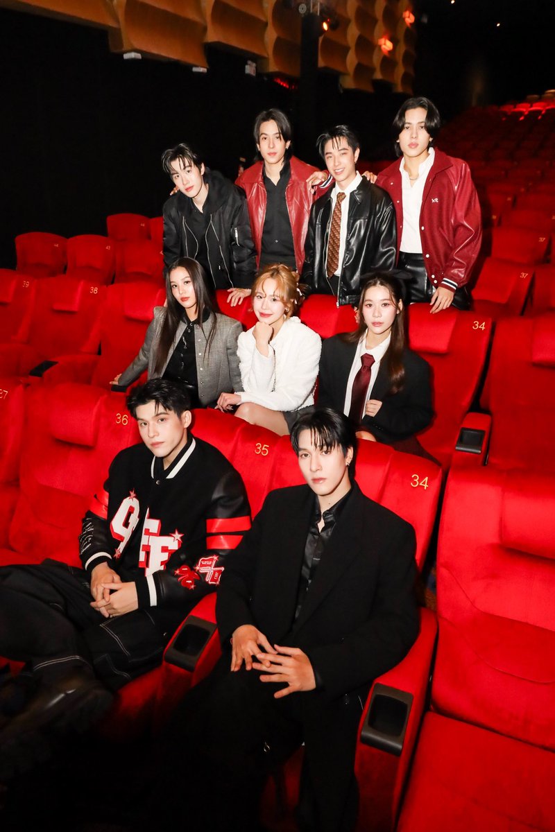 royentertainmen's tweet photo. High School Freenemy Special Fan Meeting with artist
#GMMTV #HighSchoolFrenemy #HighSchoolFrenemyFinalEP #SkyNani #Kay #AJ #JJ #Pprom #Earn #Bonnie https://t.co/WWw6DXdhLC