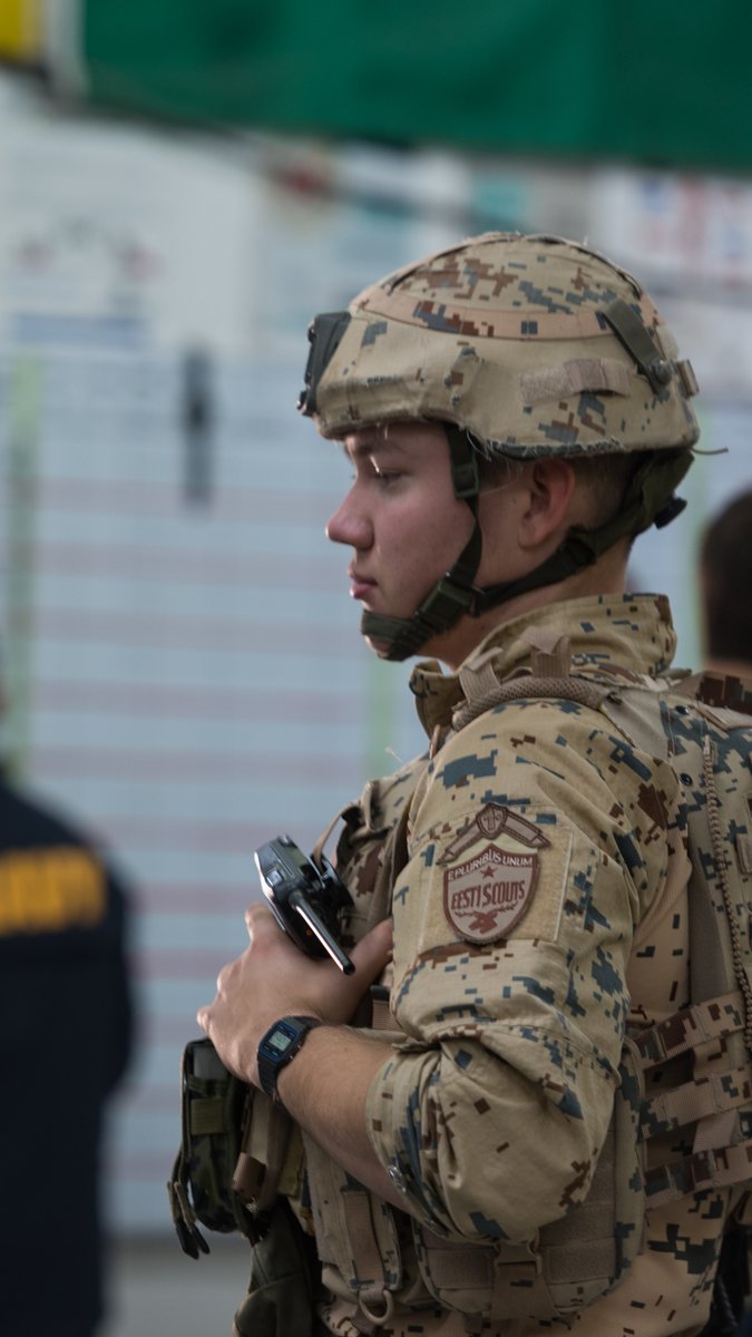 CJTFOIR's tweet photo. The Coalition in action!

#Soldiers from the US, UK, Germany, and Estonia perform medical aid during a simulated mass casualty exercise on Erbil Air Base, Iraq.

A true testament to teamwork and readiness in crisis response.

@uscentcom @usarmycentral 
#OperationInherentResolve https://t.co/XgCM4nnikF
