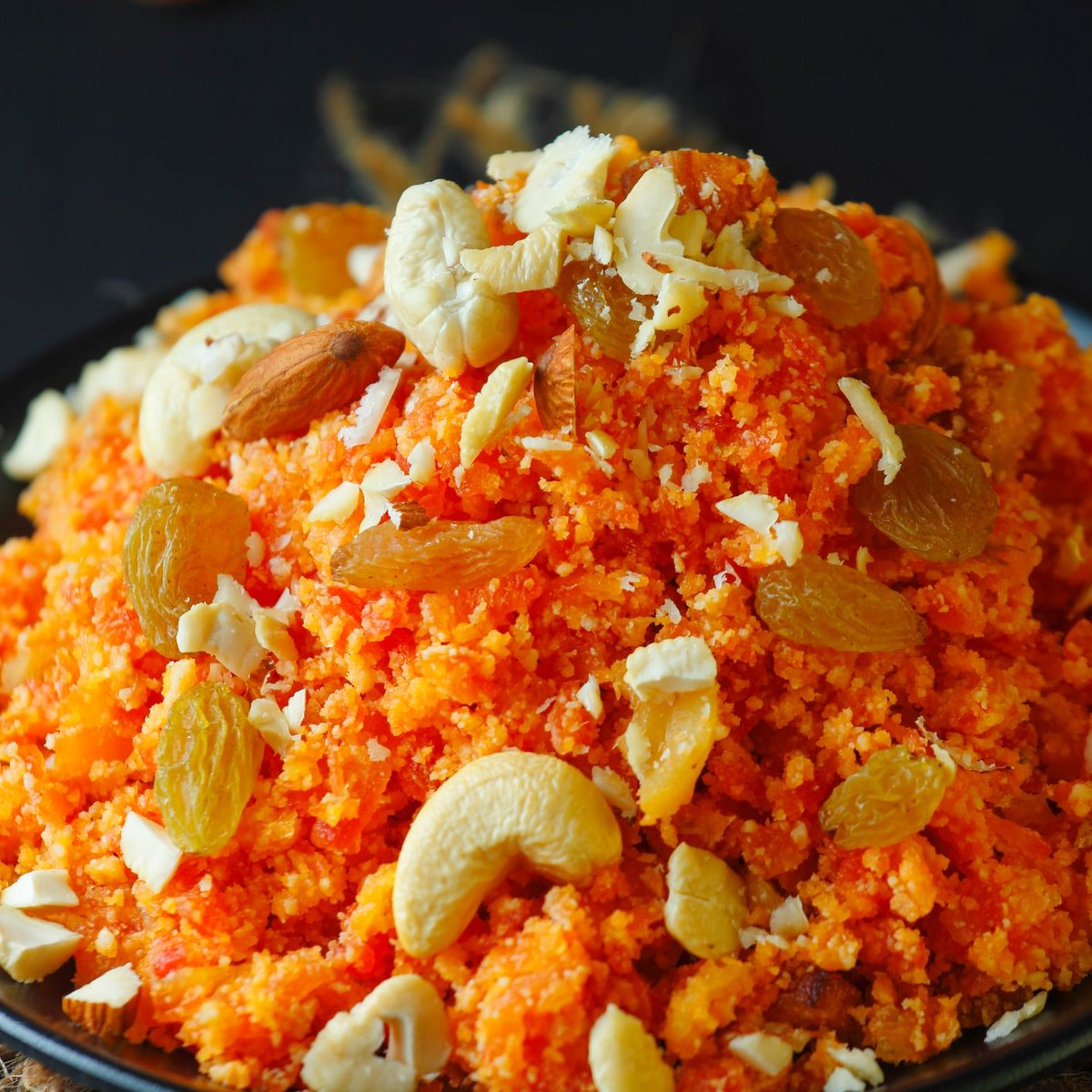 NDTVFood's tweet image. 5 Tips To Make That Perfect Gajar Ka Halwa
food.ndtv.com/webstories/foo…
#gajar #halwa #tips