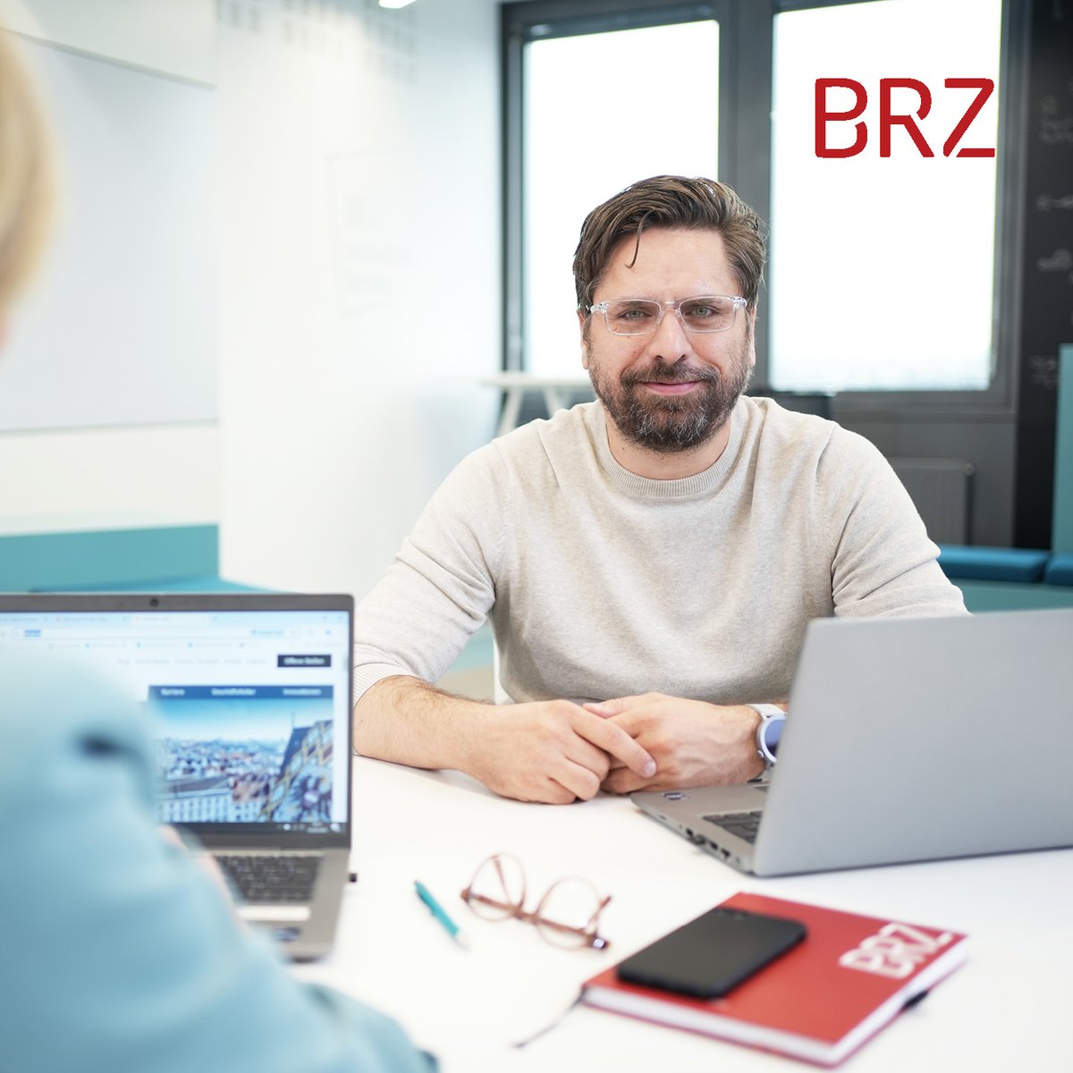 Jobs of the week: System Manager (w/m/d) für Open Text, Product Manager (m/w/d) PaaS, SAP Software Architect (w/m/d) HCM.  Jetzt bewerben! brz-jobs.at