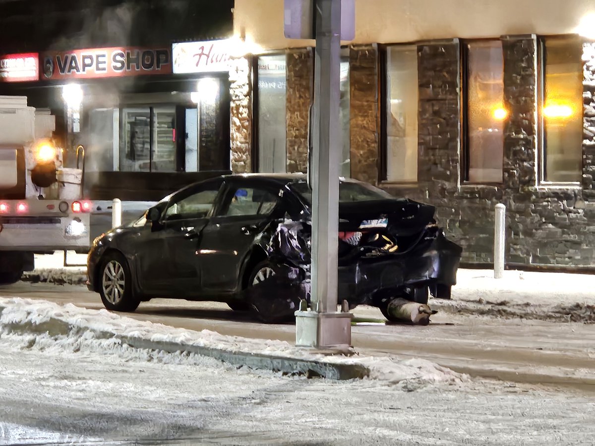 Berry St and Ness, crash early this morning. Lights are out, but crews are working on it. Westbound Ness is down to one lane. #cbcmb