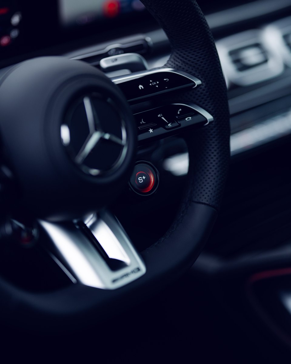 In love with the details. 

📷 tomklockerphoto (IG) for #MBcreator 

#MercedesBenz #MercedesAMG #GLE

UK spec may vary.