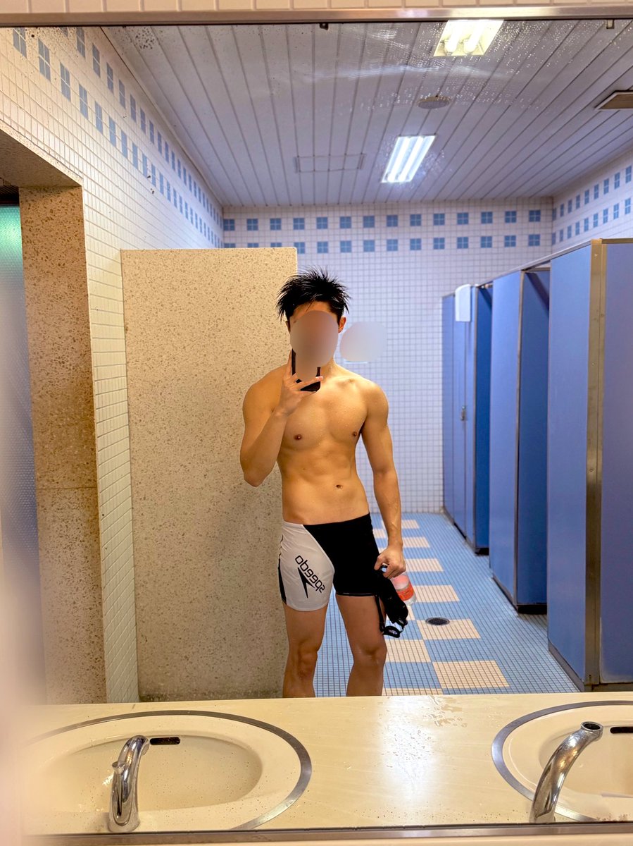 ma_ki_0126's tweet photo. 筋トレからのプール
久々に泳ぐといい気分🏊

#筋トレ #水泳 https://t.co/DLRiogTi4C