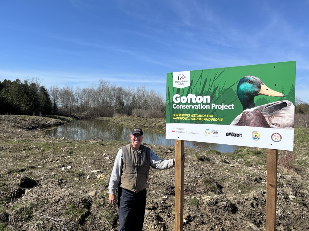 #DYK Ducks Unlimited Canada has spent 85+ years working alongside farmers &amp; rural landowners? From financial incentives to expert advice, we’re your long-term partner. This week, we’re launching a new program you won’t want to miss! 👀 

📷Landowner Randy Gofton &amp; his DUC wetland