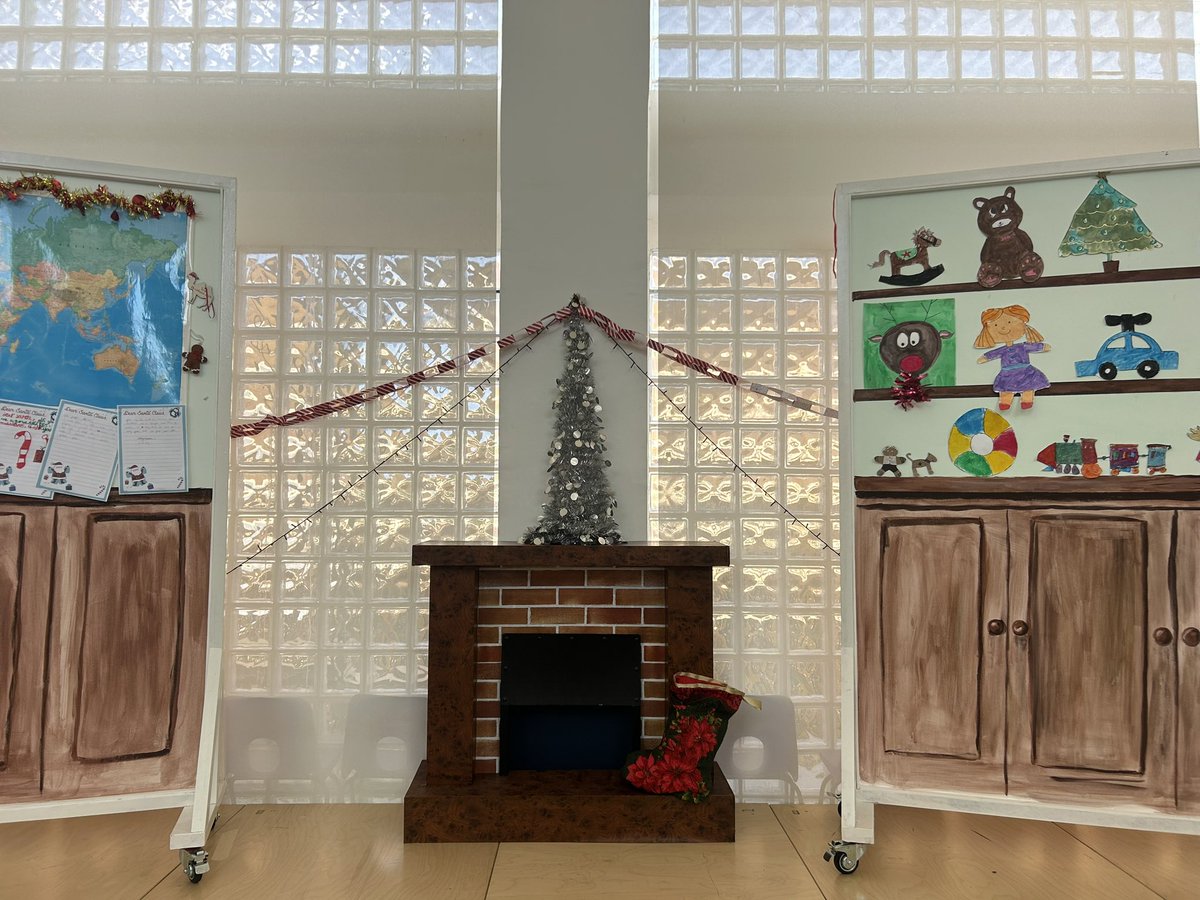 Miss_V_P's tweet photo. Amidst the moving of the school the wonderful children @bisriyadh Taif are ready to bring ‘The Mouse in Santa’s House’ to the stage tomorrow 🤩 https://t.co/UKCjYZQPE4
